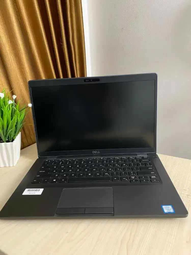 Laptop Dell 5400 I5 Gen 8 Ram 16GB Ssd 256GB Garansi mesin 1tahun