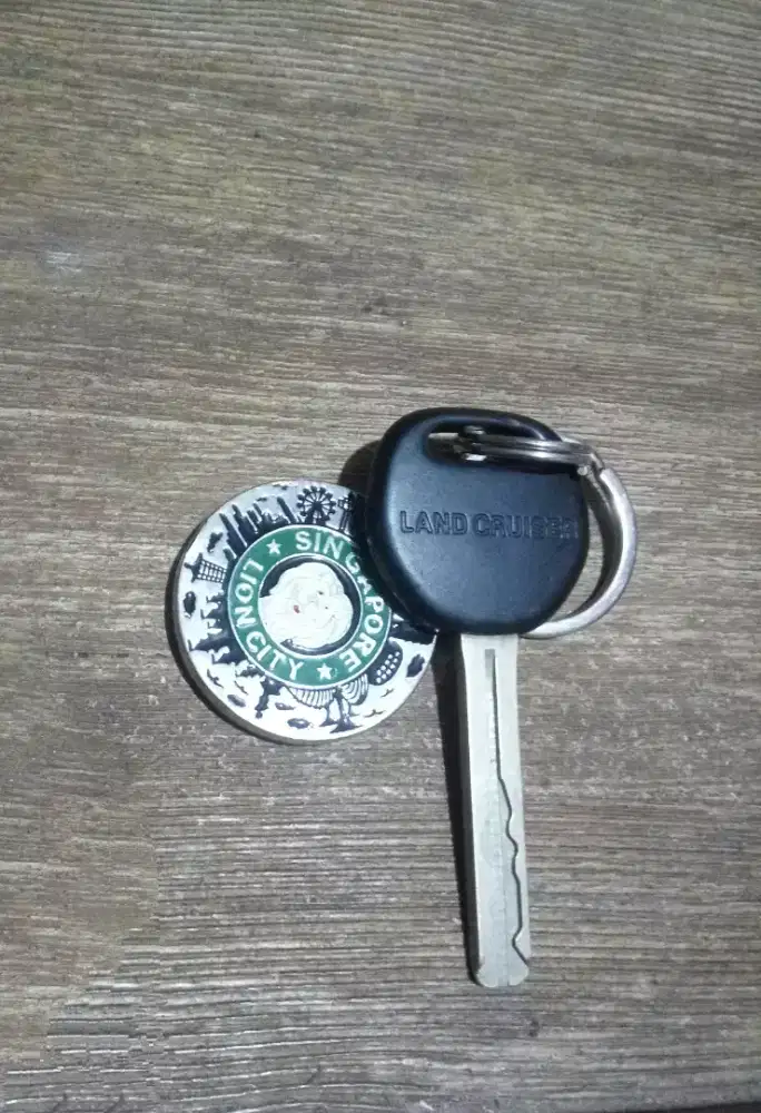 Gantungan Kunci Singapore+ Kunci Ori Land Cruiser(Key Holder)