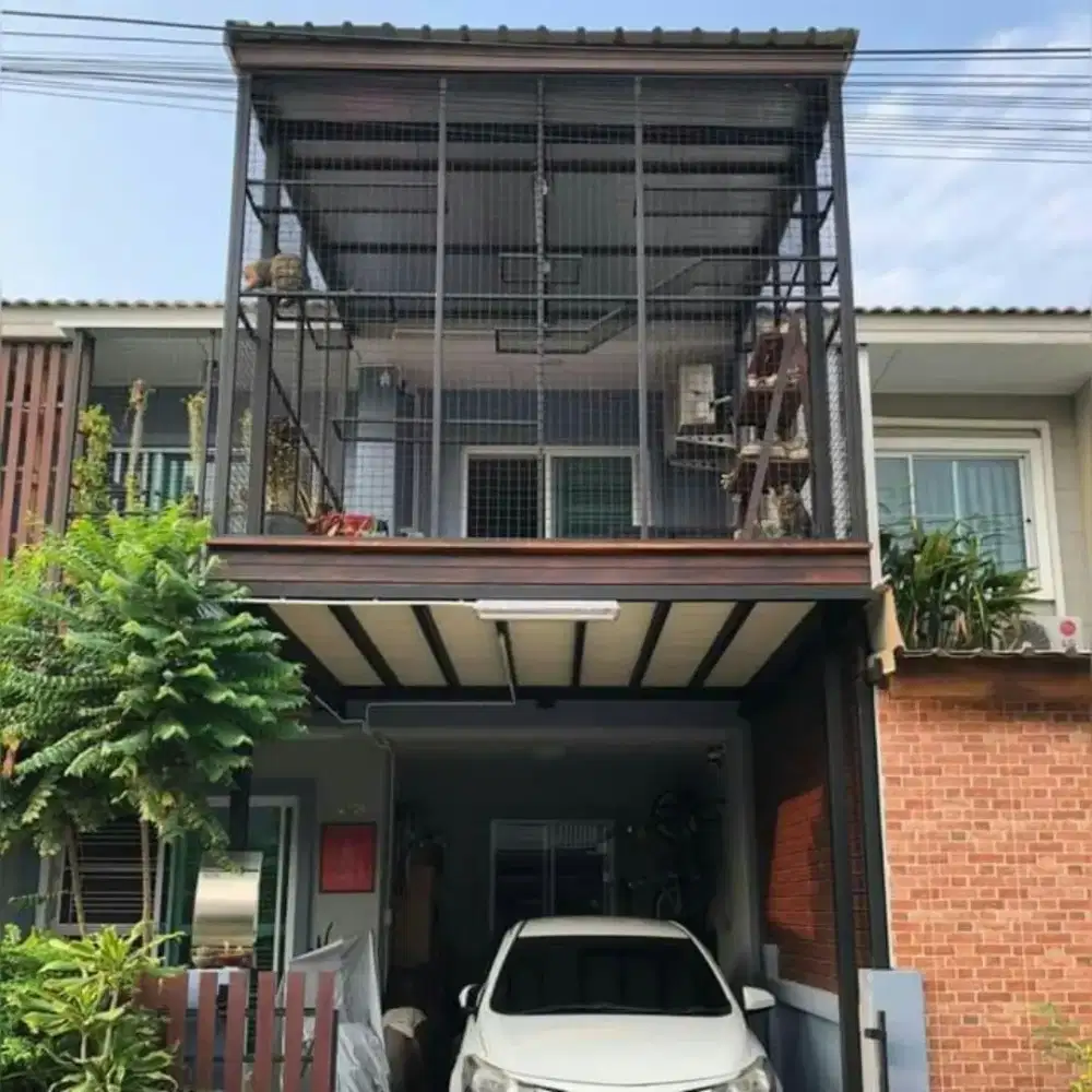 Mezzanine dan kanopi