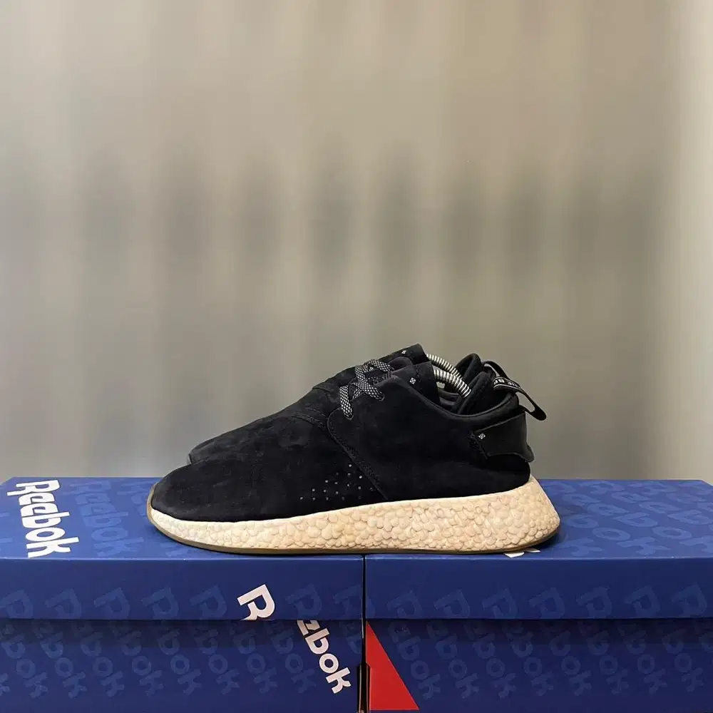 41 - Sepatu Adidas NMD CS2 Suede Second Bekas