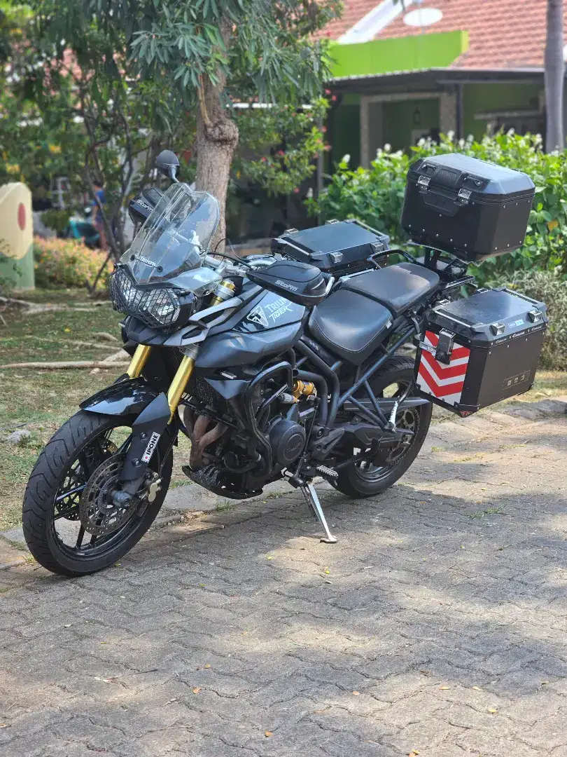 Triumph Tiger 800 2014, Full OHLINS, like new, no PR