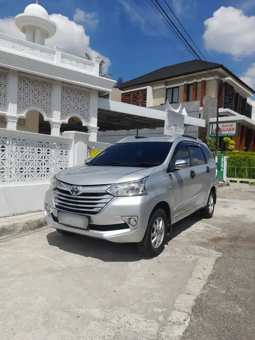 Rental Mobil + Driver Murah