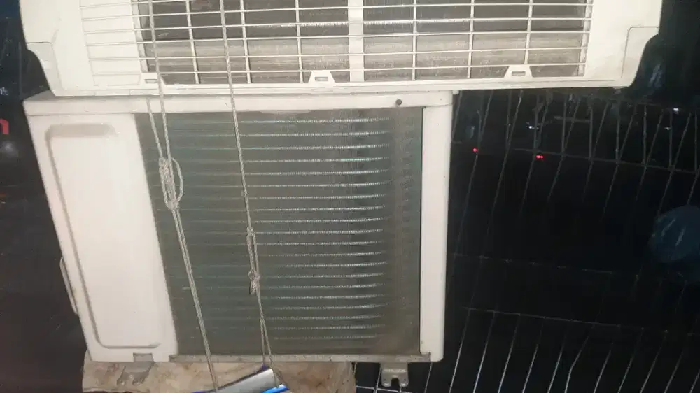 Jual beli ac bekas atau rongsok