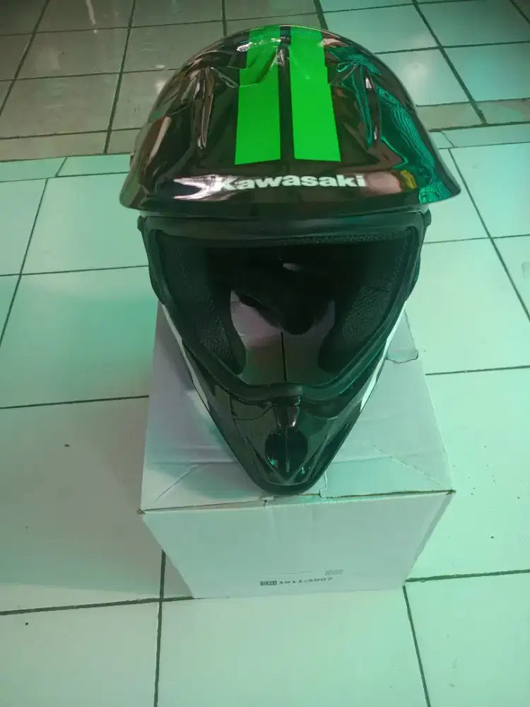 Helm Kawasaki trail fullface