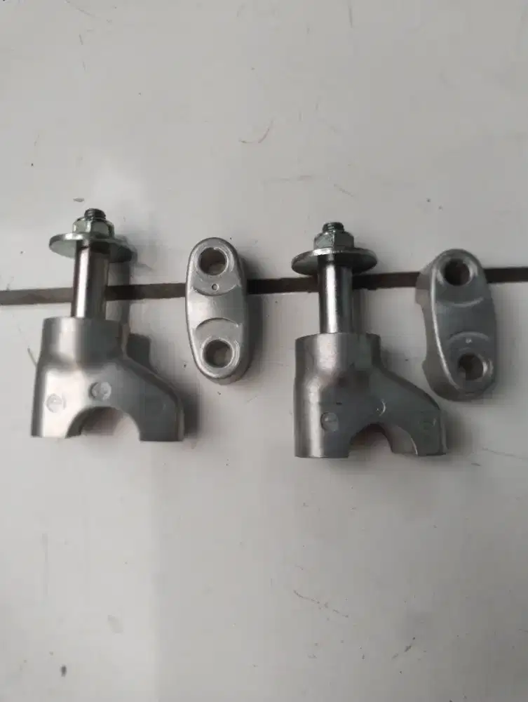 Raiser + tutup Honda CRF 150