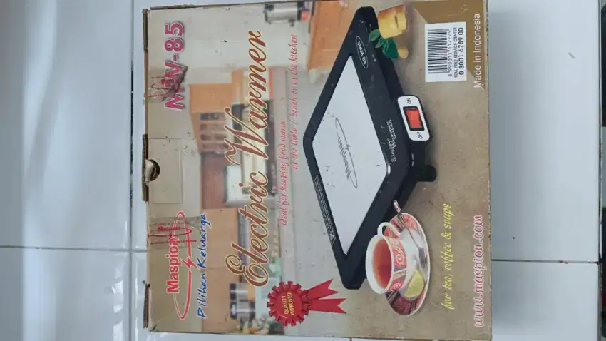 Maspion Electric Warmer
Penghangat Makanan Minuman
Daya 40 Watt