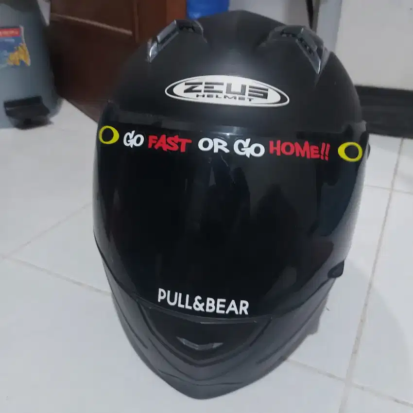 Helm Full Face Zeus ZS811