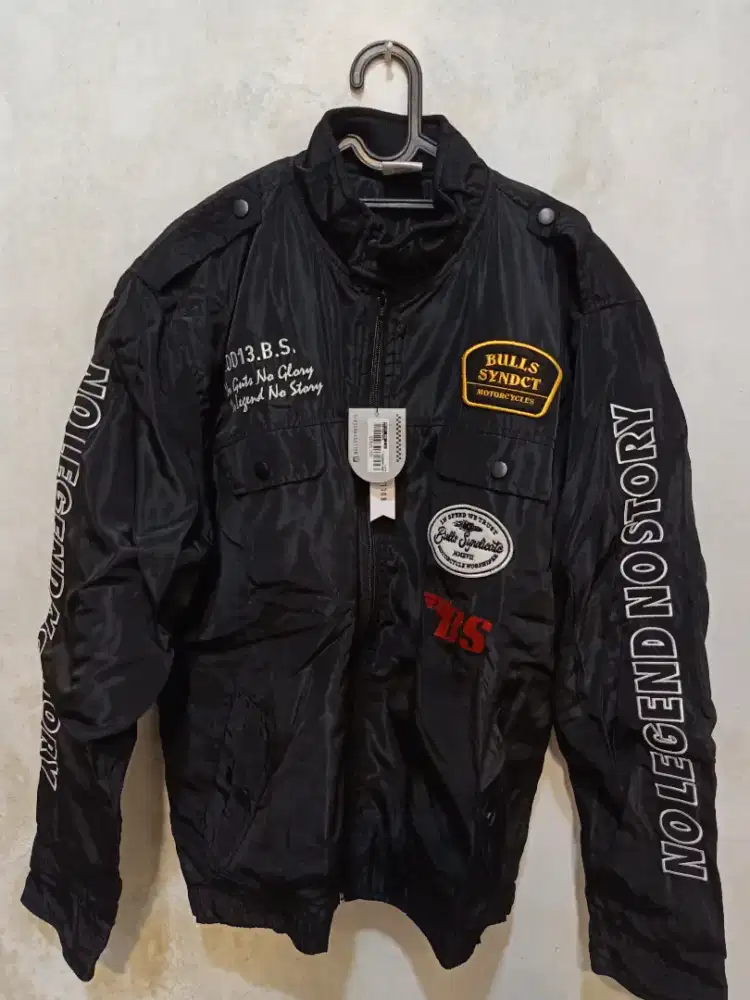 Jaket Bulls Syndicate Black Knight