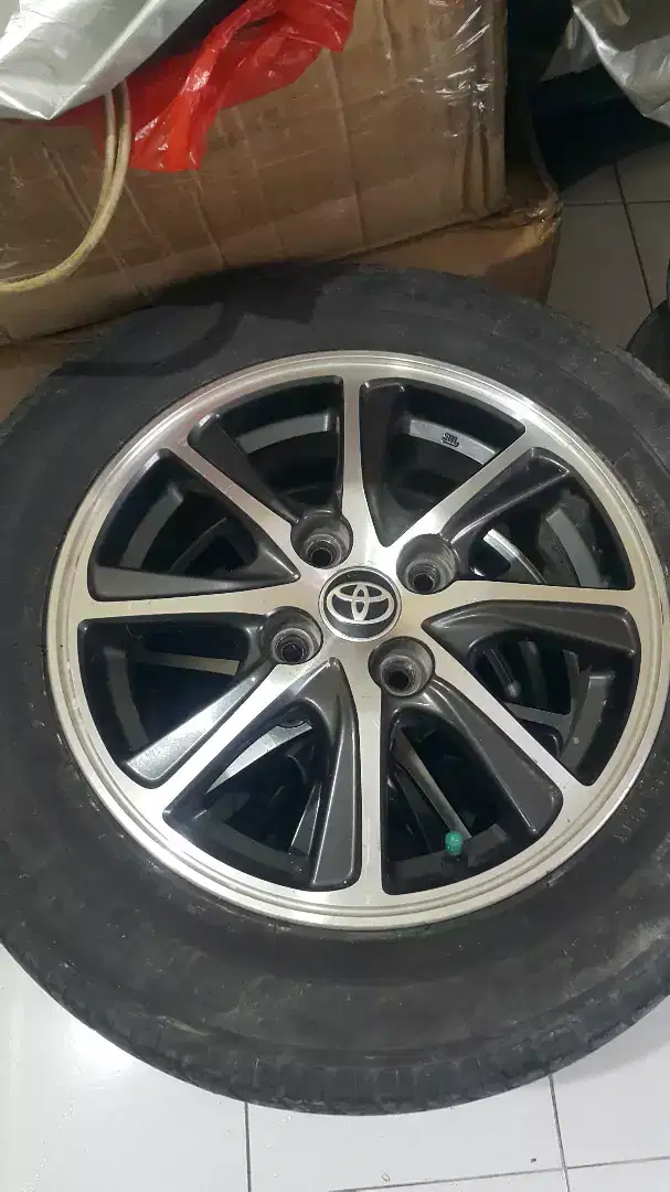 Velg Toyota Calya 14 inch pcd 100