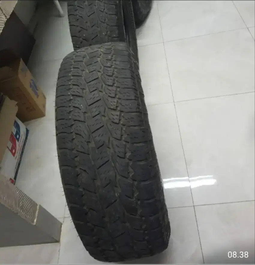 BAN TOYO/AT P265/70 R16