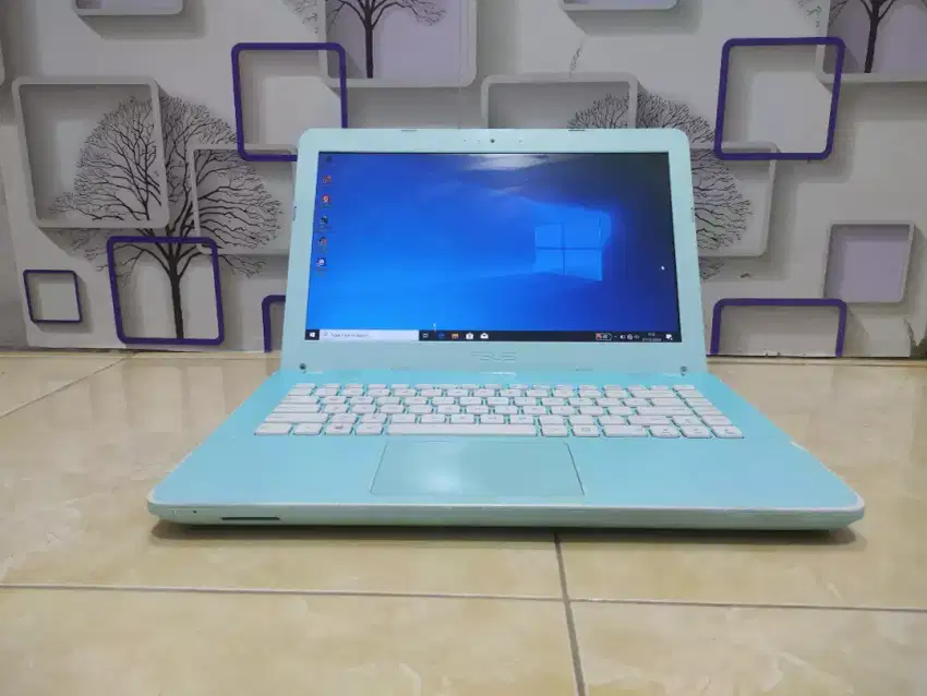 Laptop asus x441s murah dan bergaransi