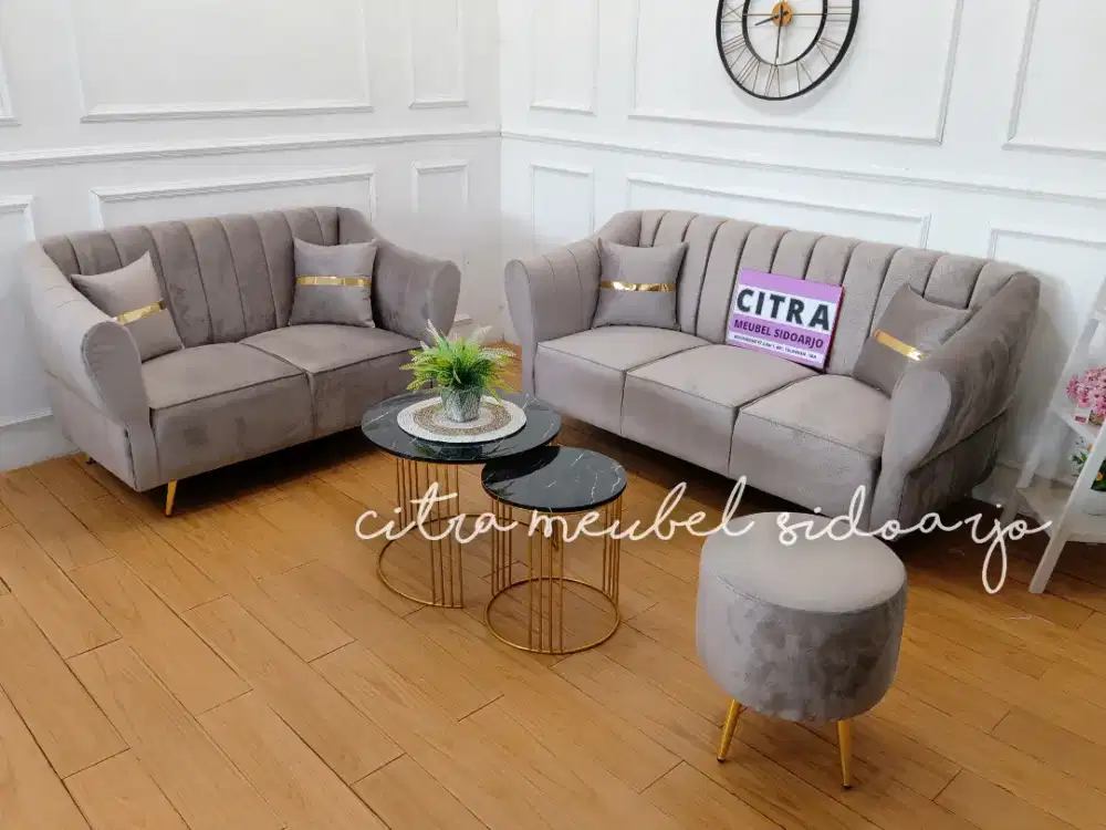 Sofa scandinavian garis kaki besi