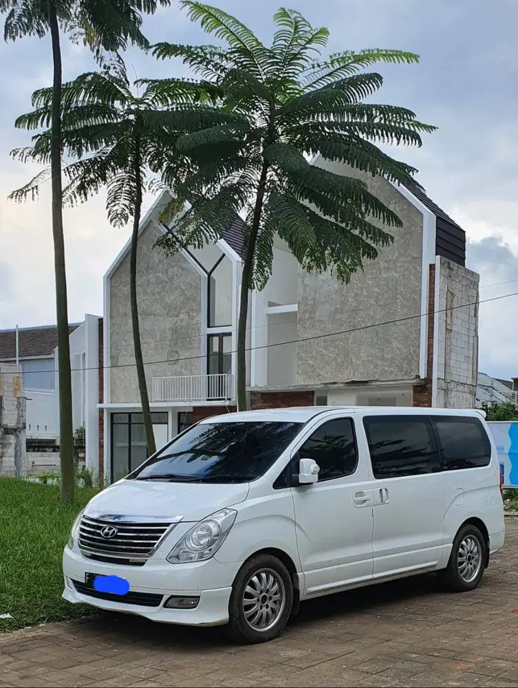 Hyundai H1 Royale Diesel 2012 Putih Langka Istimewa