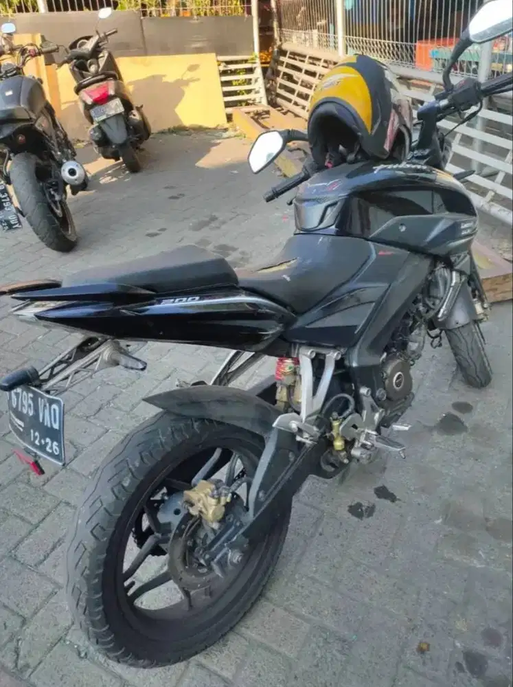 pulsar 200ns olx