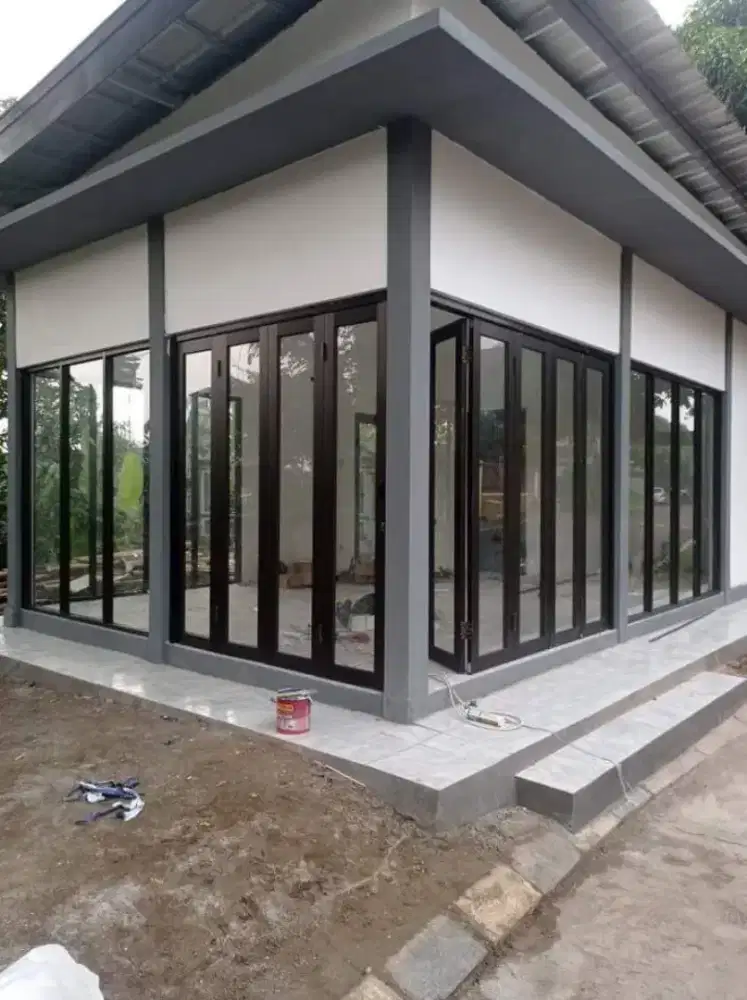 Tempahan pintu kaca lipat dan pintu sliding