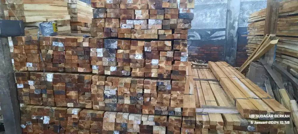 Kaso borneo 5x7x400 proyek