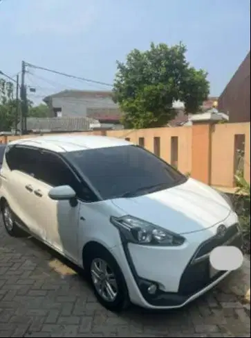 JUAL CEPAT Toyota Sienta 2017 tipe G AT