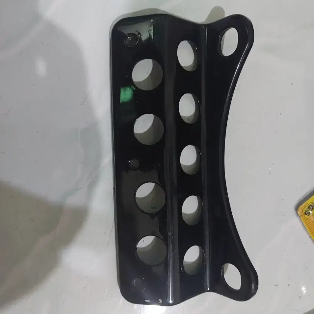 Breket lampu bawah fairing SSR