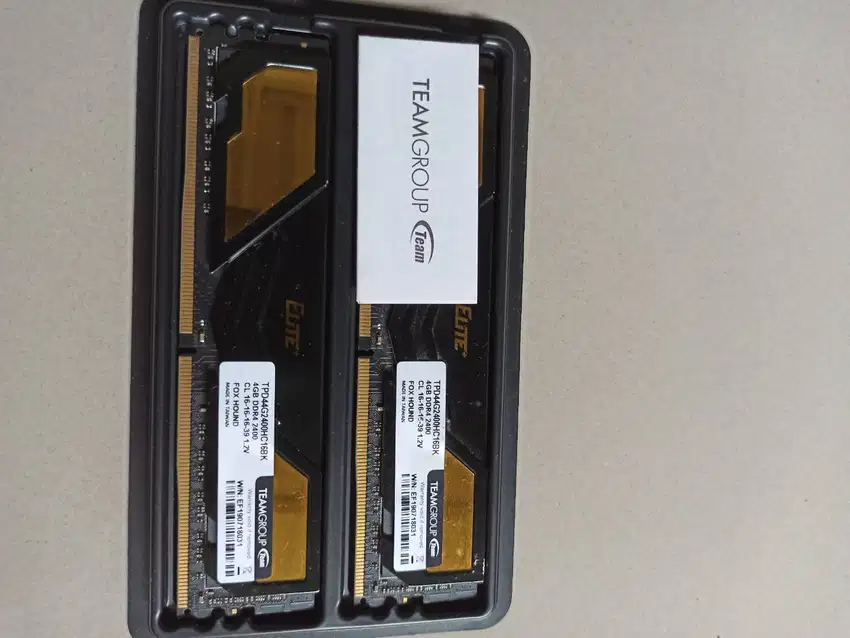 Ram Team Elite Plus 4GB DDR4 2400mhz PC-19200 Memory TPD44G2400HC16BK