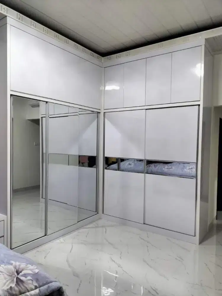 Lemari pakaian bisa castm harga per mter