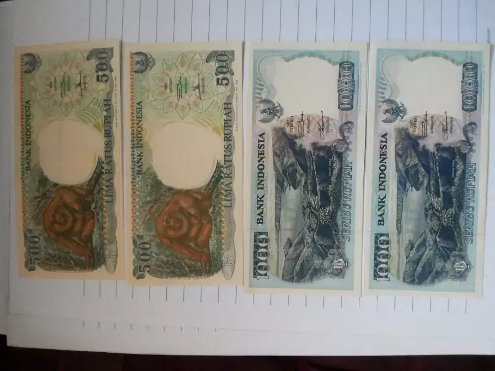 Koleksi Pecahan kertas lama