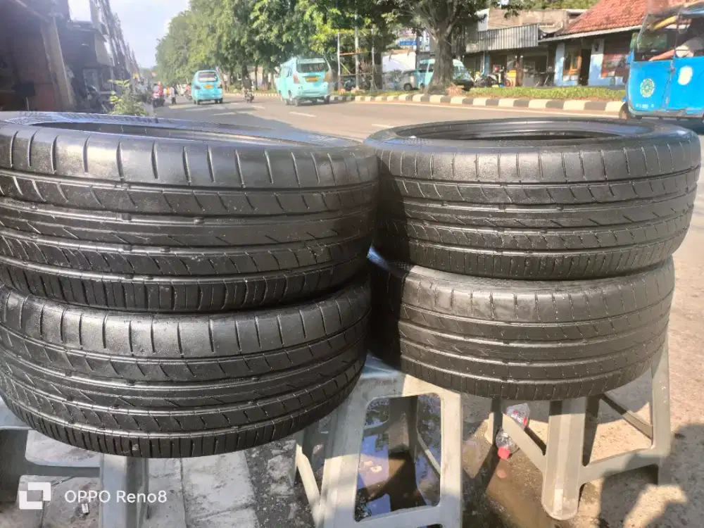 Mj ban 225/50/R18 Continental MC5 4pcs 90% hub Wa gan