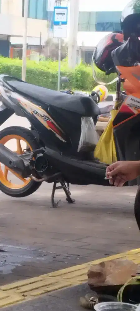 Honda beat injeksi 2012 lengkap