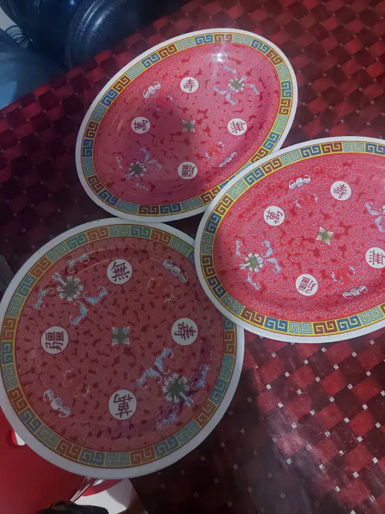 Piring motif  tiongkok ,di jual lgsg 1 set
