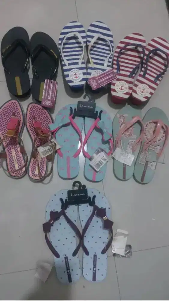 NEW!!!  Beach Sandals Branded WITH TAG