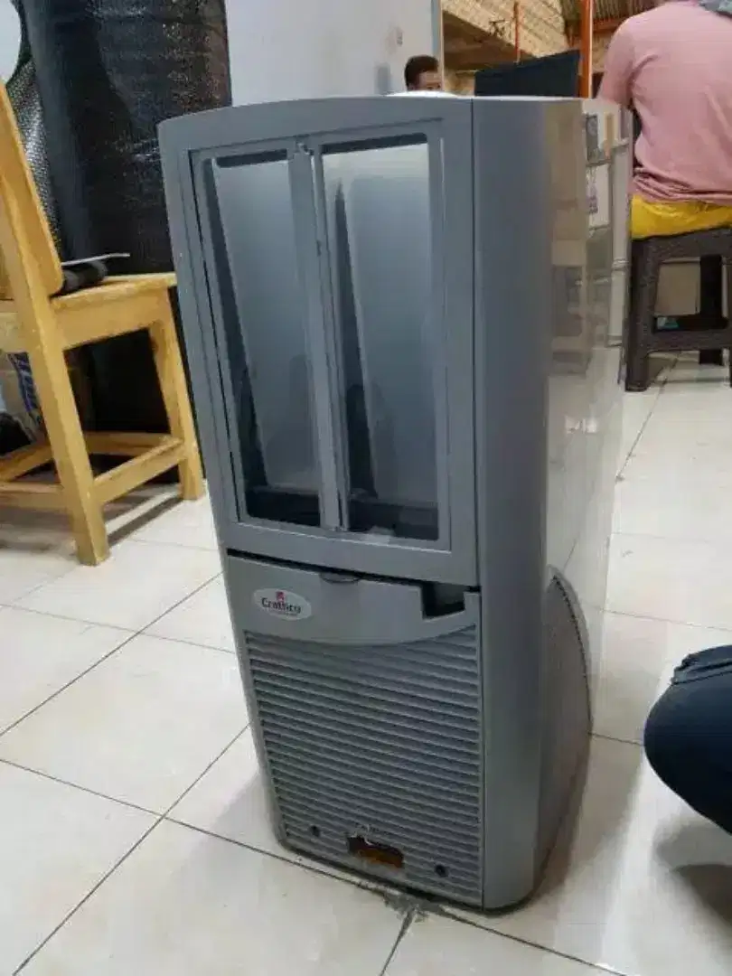 Cratcho Dispenser Minuman Dingin 2 tangki 12 Liter