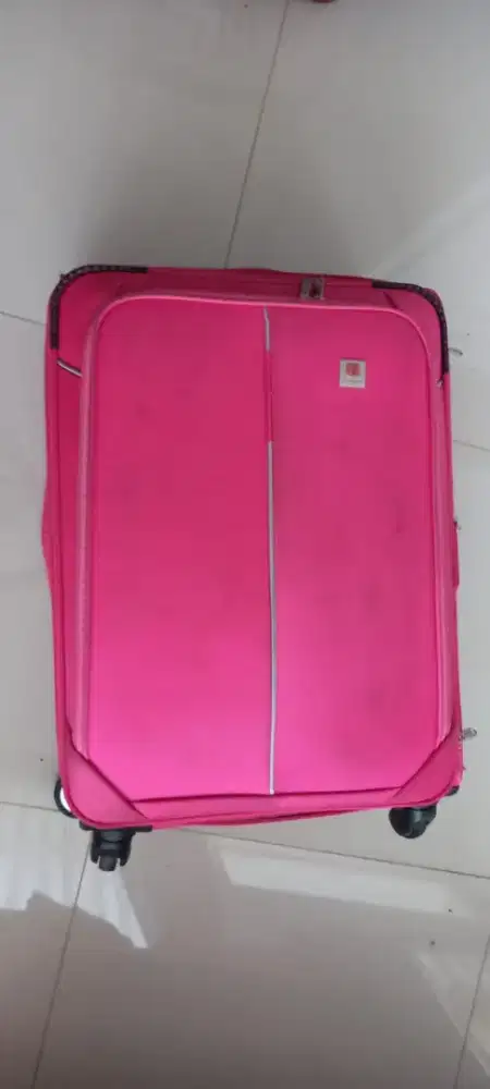 Koper Ukuran Medium 24 (4 Roda)