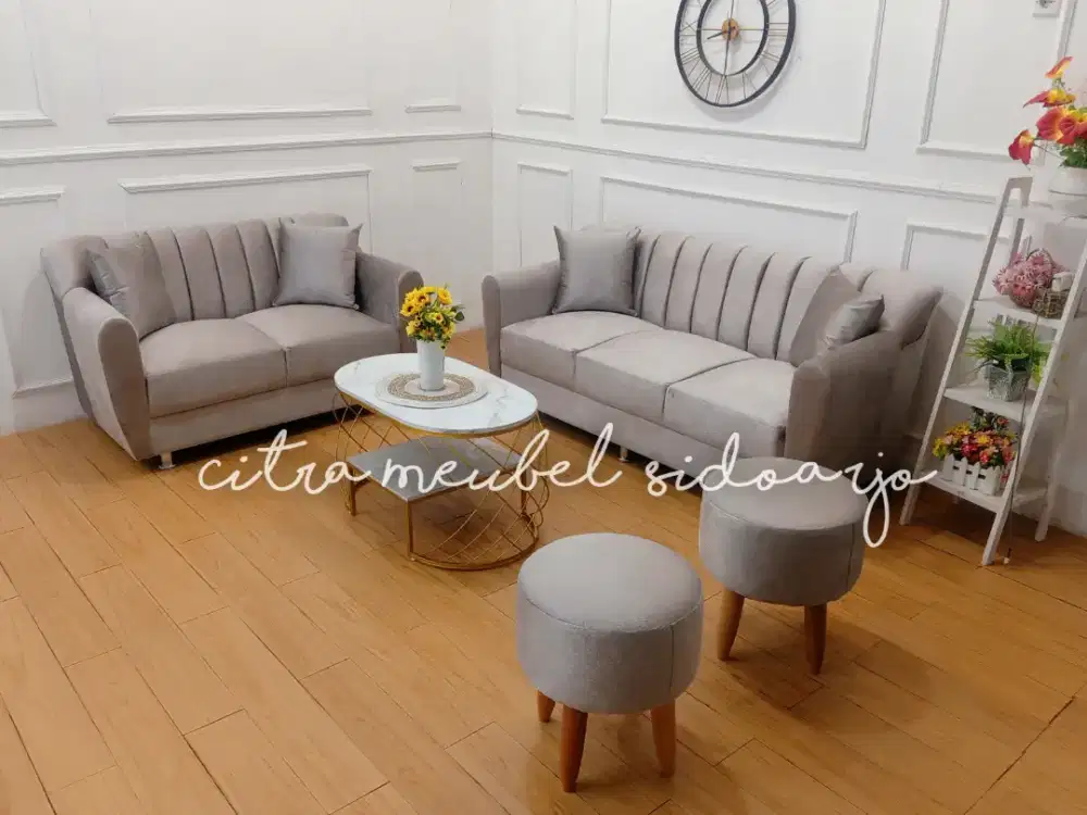 Sofa modern kekinian bludru