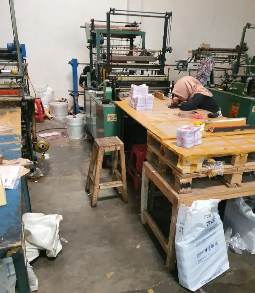 Lowongan kerja operator mesin potong plastik pp pe