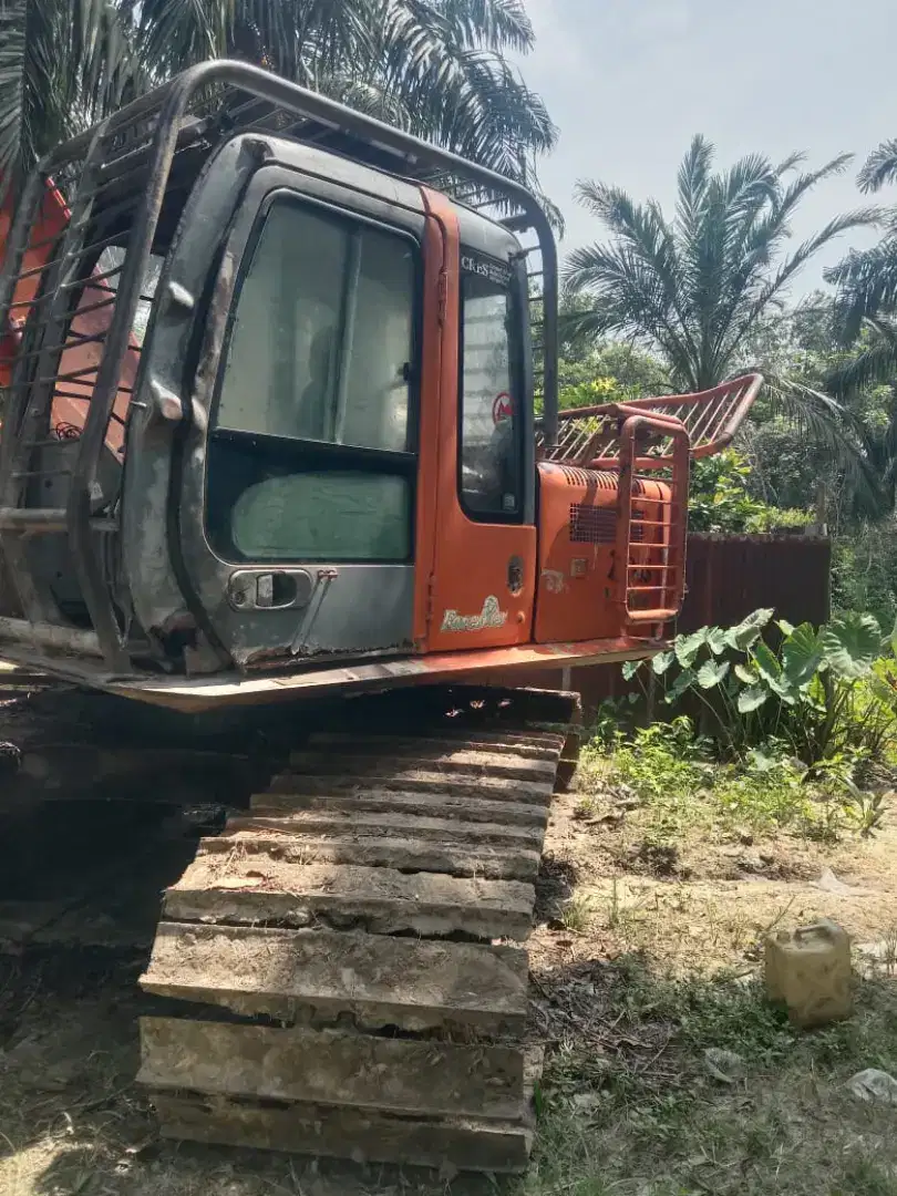 Dijual Excavator Hitachi ZX 110 MF Tahun 2012