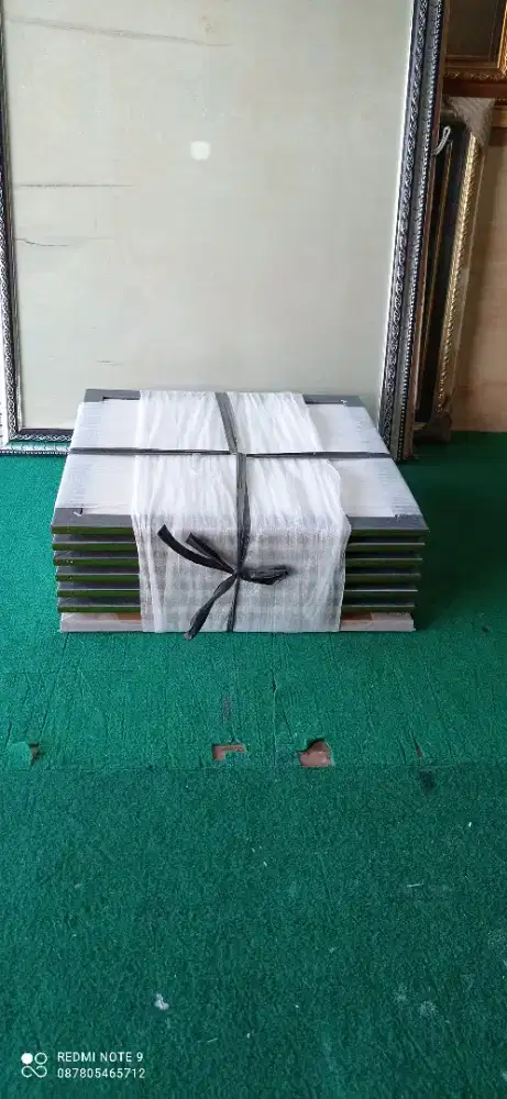 Bingkai foto di Makamhaji Kartasura