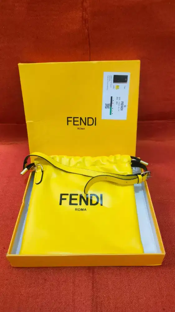 Tas Merk Fendi Roma Mewah