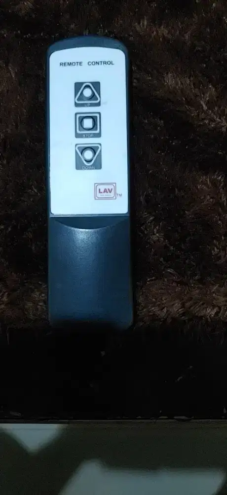 LAV Handheld Wireless Control For LAV Motorised Screen