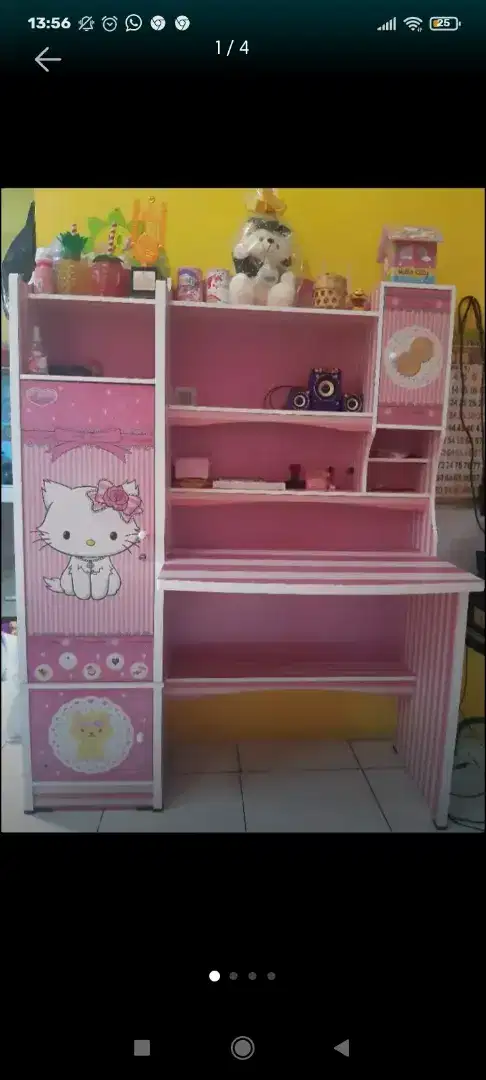 Meja belajar Sanrio hello Kitty  ukuran besar