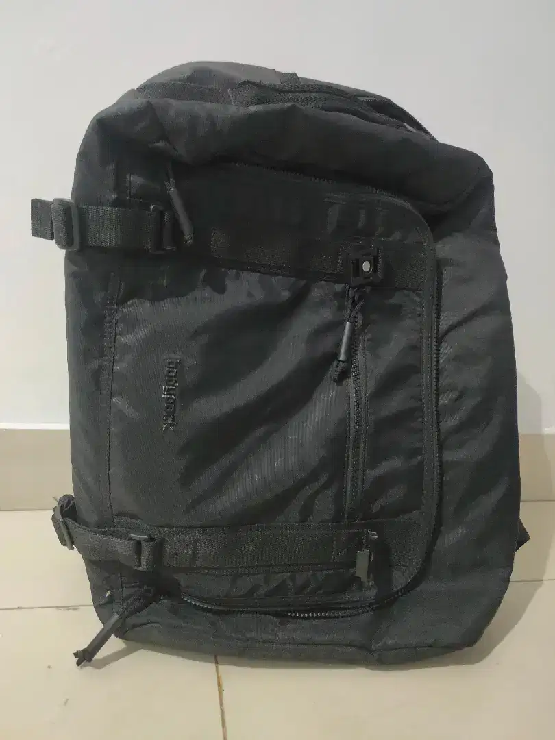 Tas Ransel Bodypack Stately Trilogic