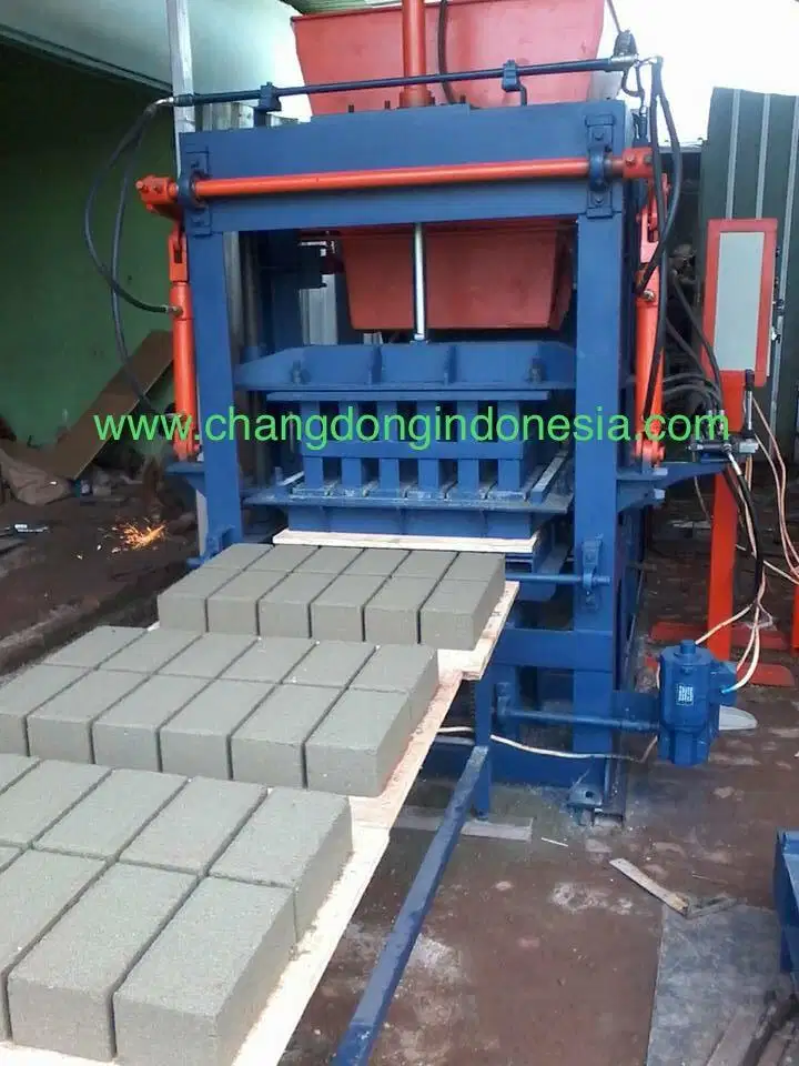 Mesin paving otmatis