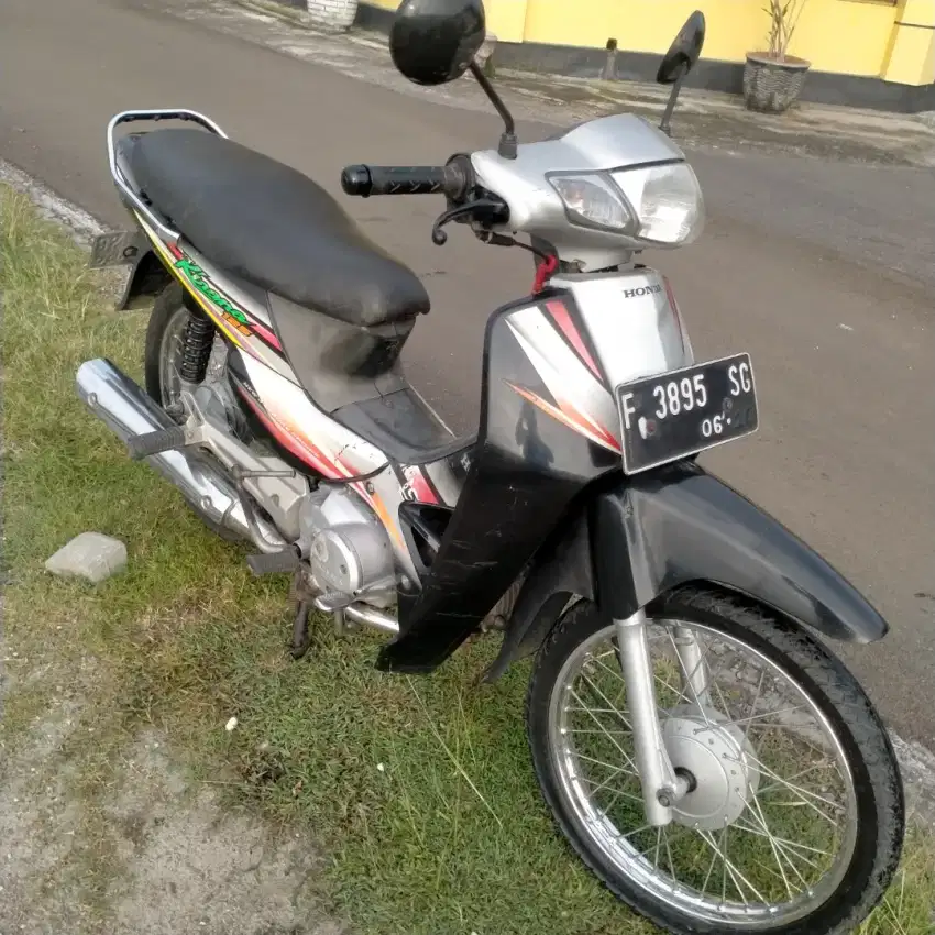 Kirana 125cc th 2005 mesin bagus standart