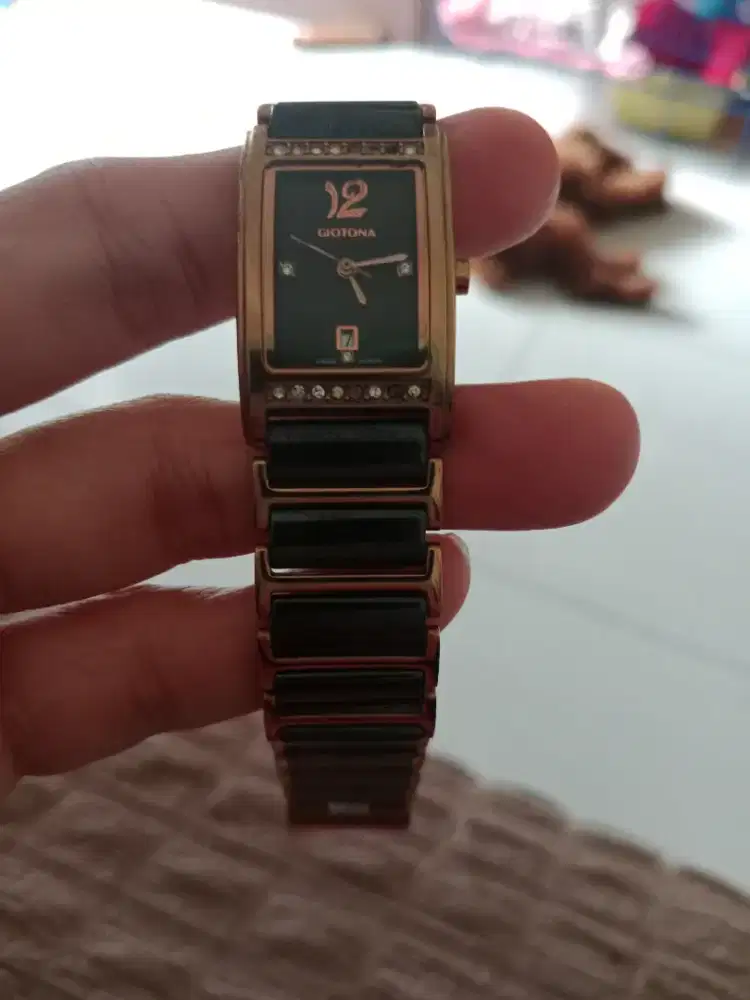Jual jam merk giotona dan gelang kesehatan  bagus 500 rb