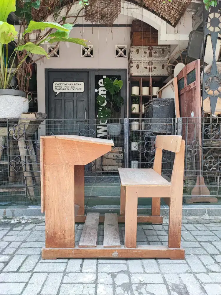 Meja Belajar Jati Antik Bekas Meja Sekolah Jadul