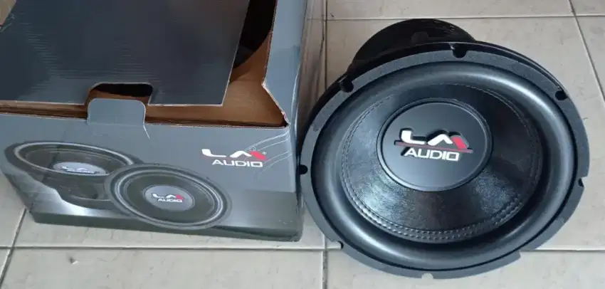 Subwoofer 12in merk LM Audio type LMDD, 800watt, sudah dobel koil, dps