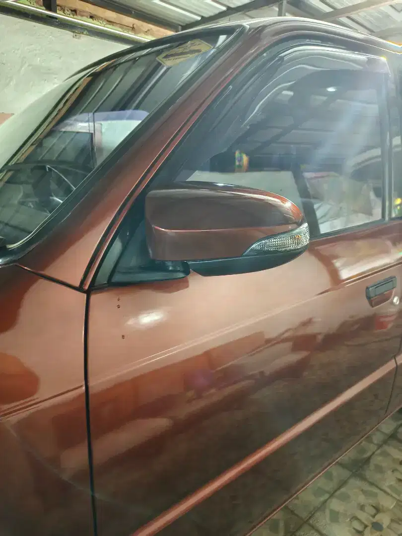 Toyota Kijang LGX kapsul tahun 2000