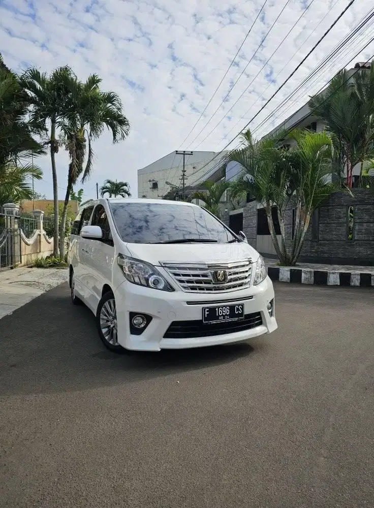 Toyota Alphard S Gold II 2014