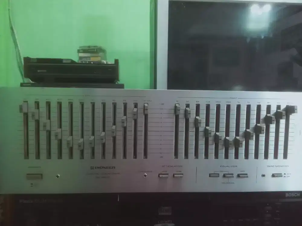 Equalizer Pioneer SG-9800