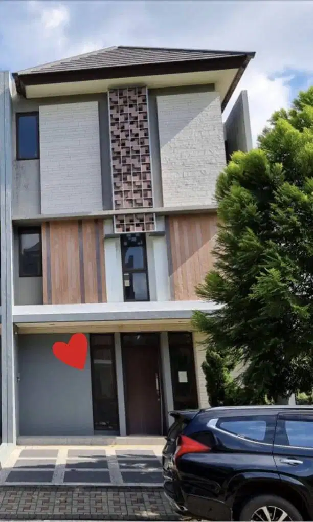 Jual cepat rumah split  level di regentown bsd city tangerang