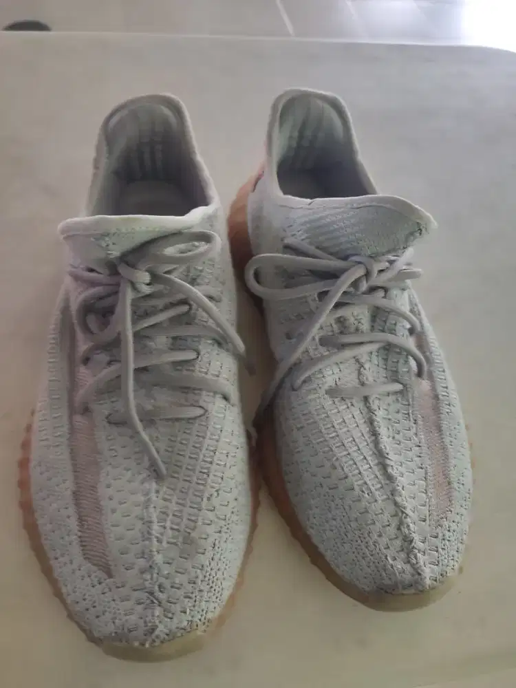 Sepatu kkets Adidas Yessy Original