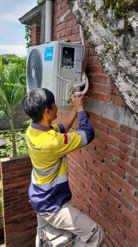 Jasa Service Cleaning Cuci AC Jogja